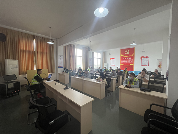 1653009508952121.jpg 消委會(huì)組織開(kāi)展兼職消防員技能培訓(xùn)工作1.jpg