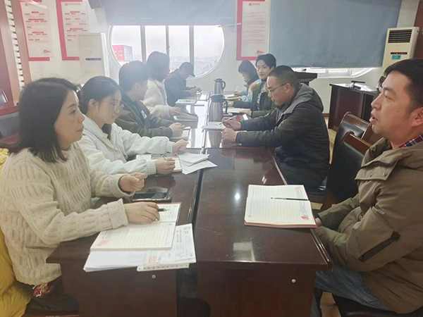 1677035839789633.png 第二黨支部召開黨員會議.png