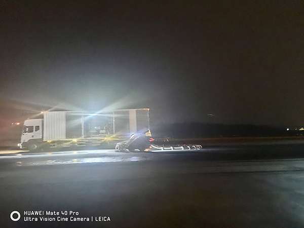 1678930383764674.jpg 道面除膠.jpg